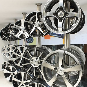 Custom Wheels and Rims in Excelsior Springs, MO
